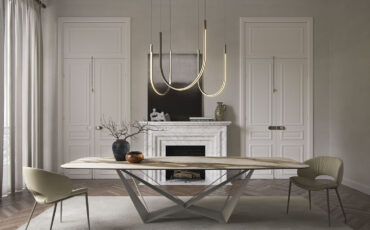 Cattelan Italia Skorpio table with Miranda chairs