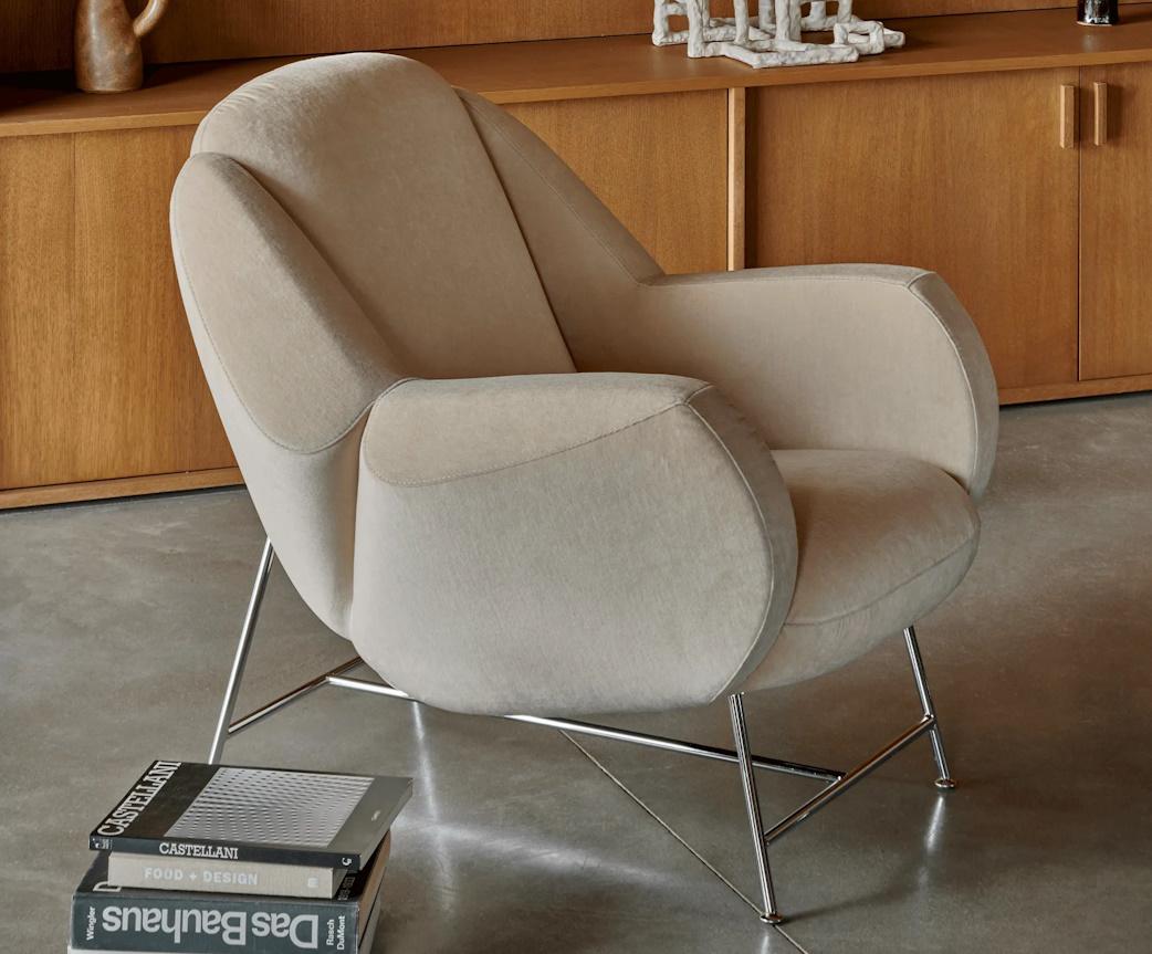 Leolux Anton Armchair