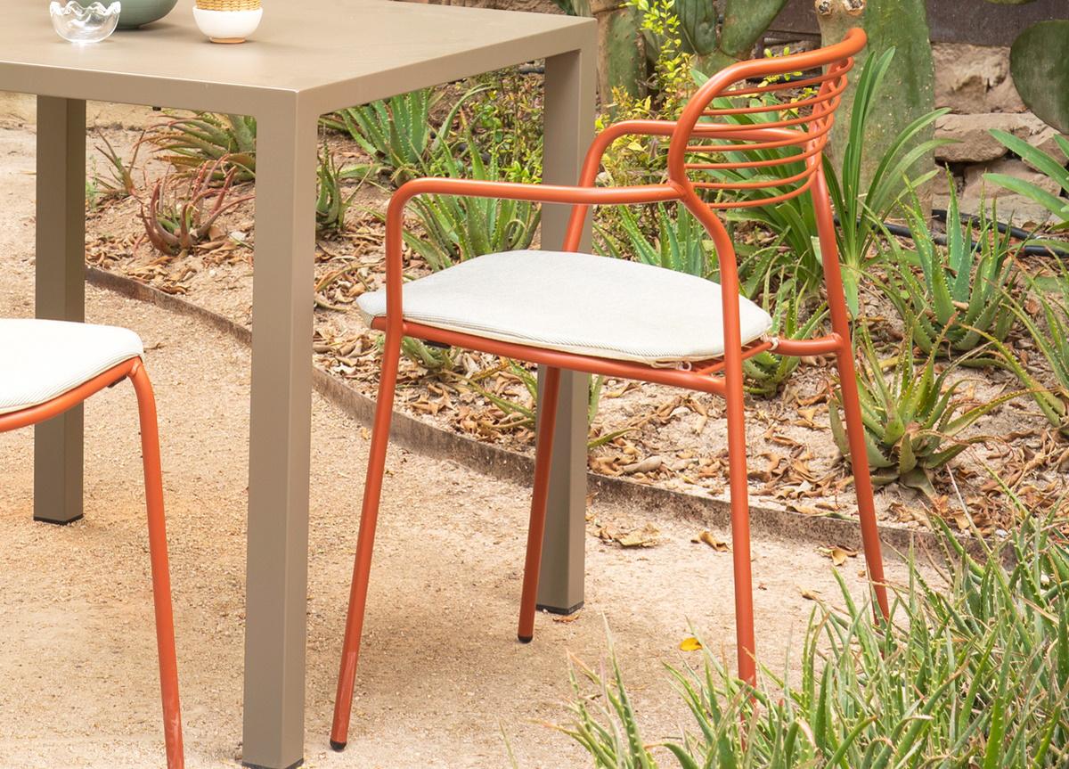 Emu Apero Garden Dining Armchair