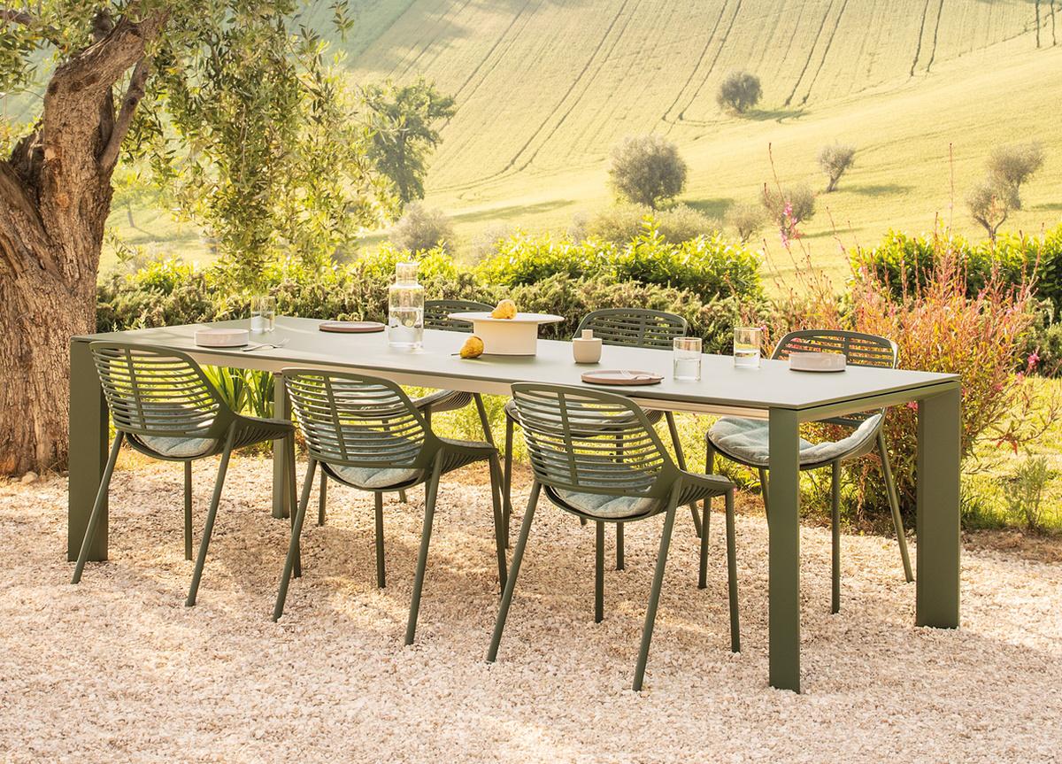 Grande Arche Extending Garden Table