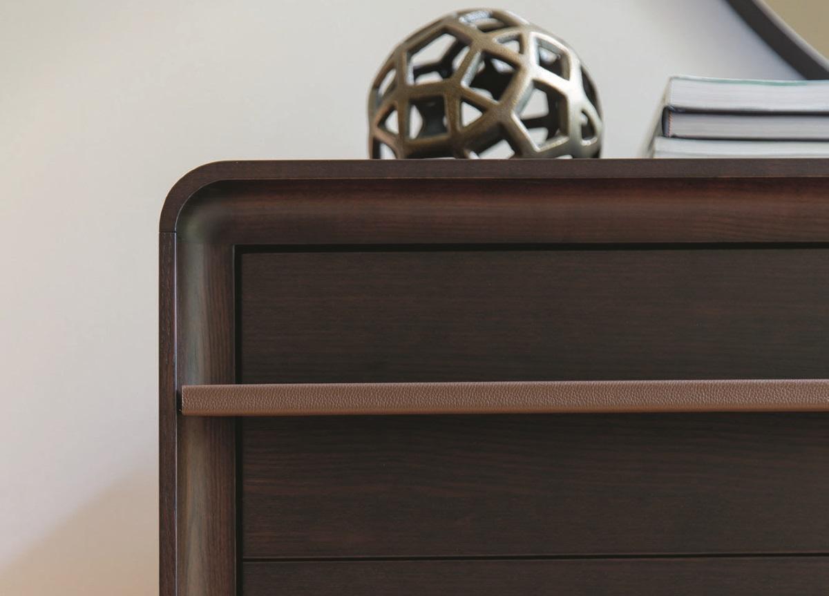 Porada Aura Chest of Drawers