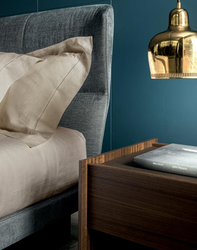 Molteni Azul Bed