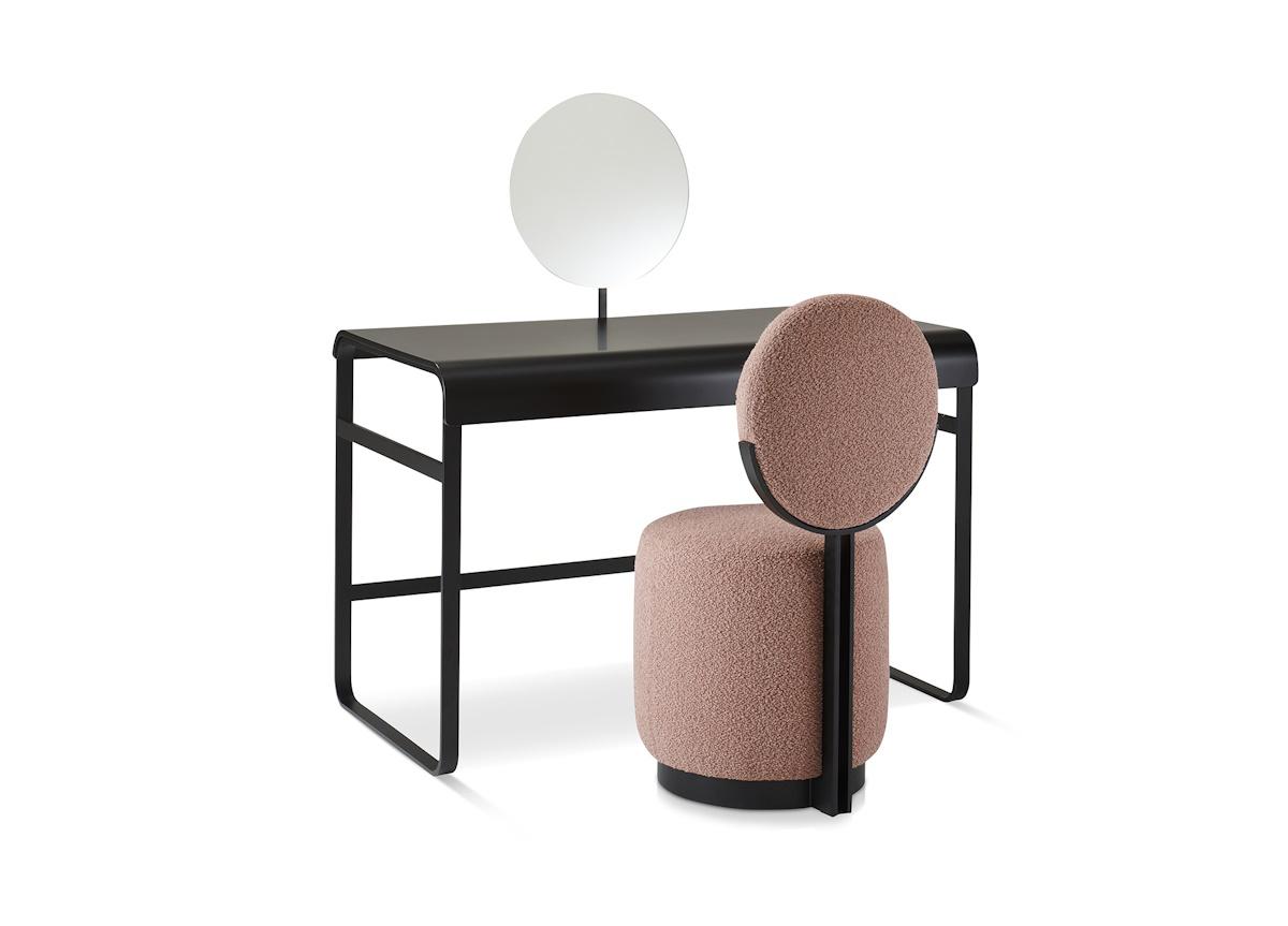 Saba Beauty Armchair