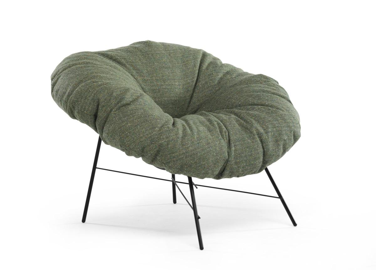 Mogg Closer Armchair