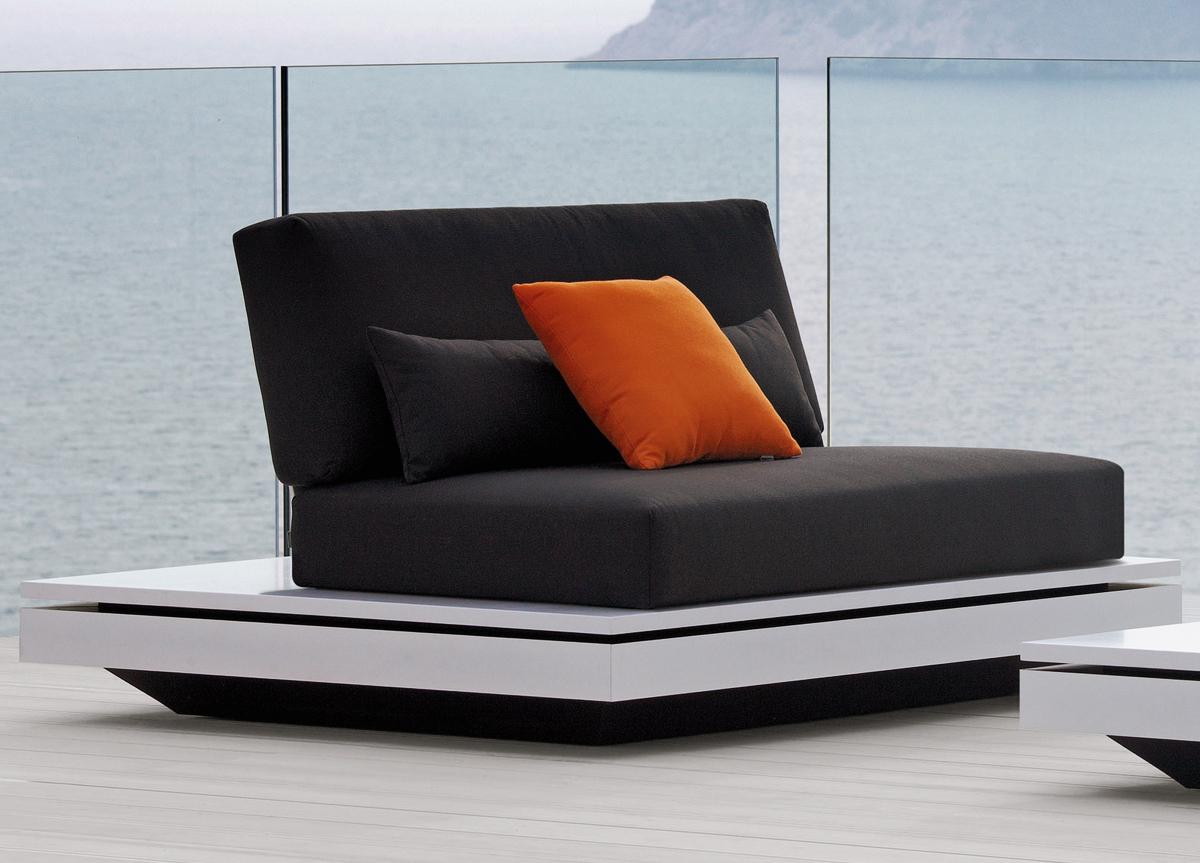 Manutti Elements Armchair