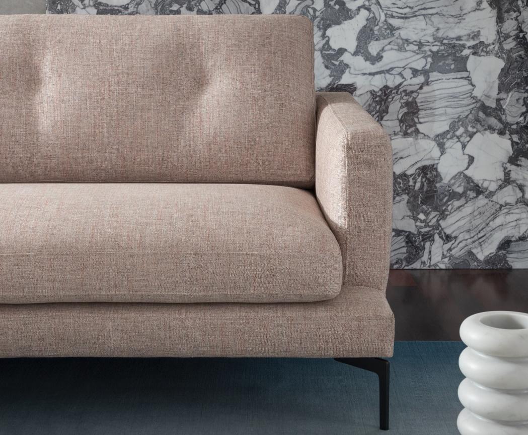 Saba Essentiel Sofa