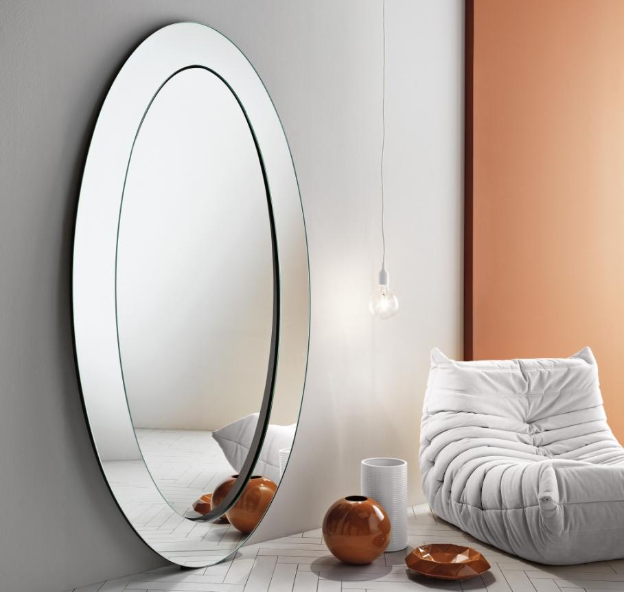 oval wall mirror