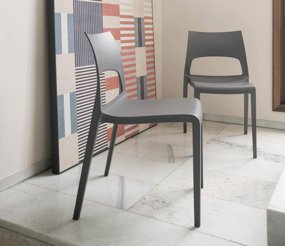 Bonaldo Idole Dining Chair