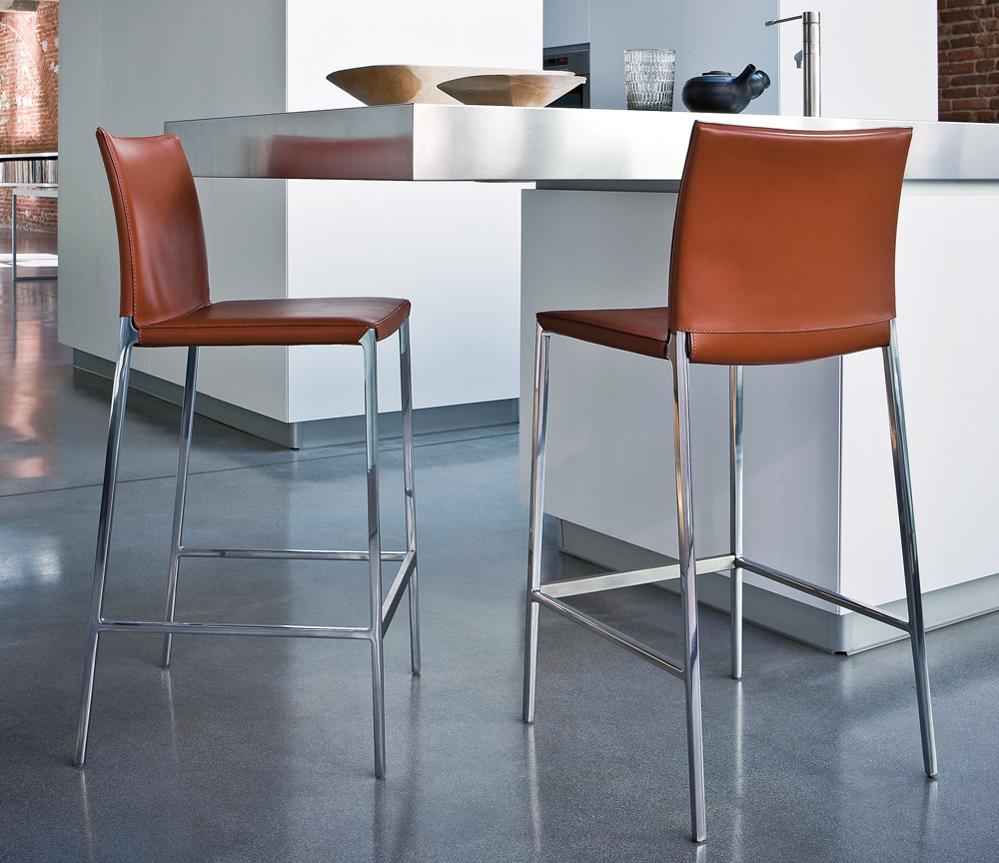 Zanotta Lio Bar Stool