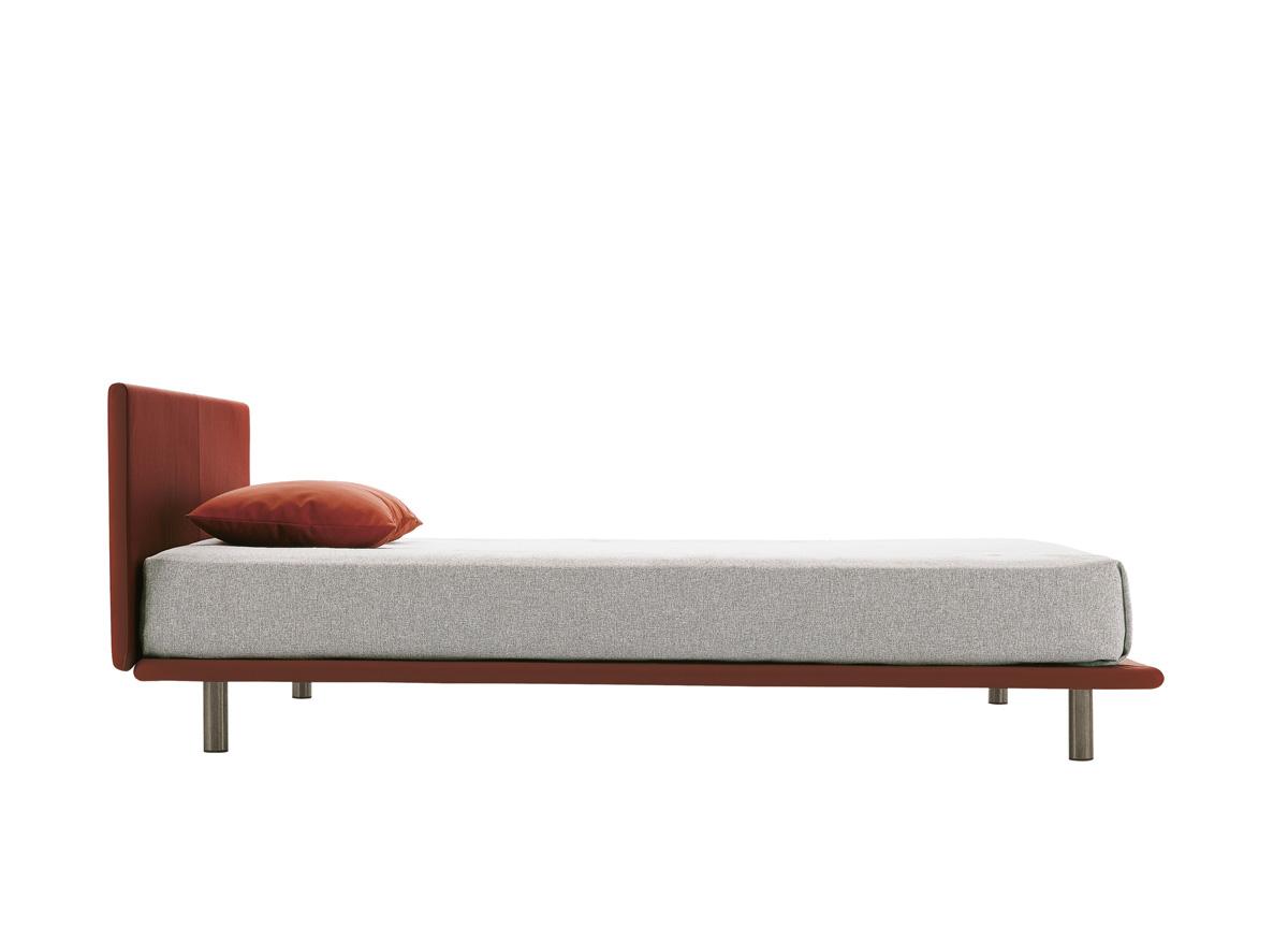 Zanotta Milano Bed