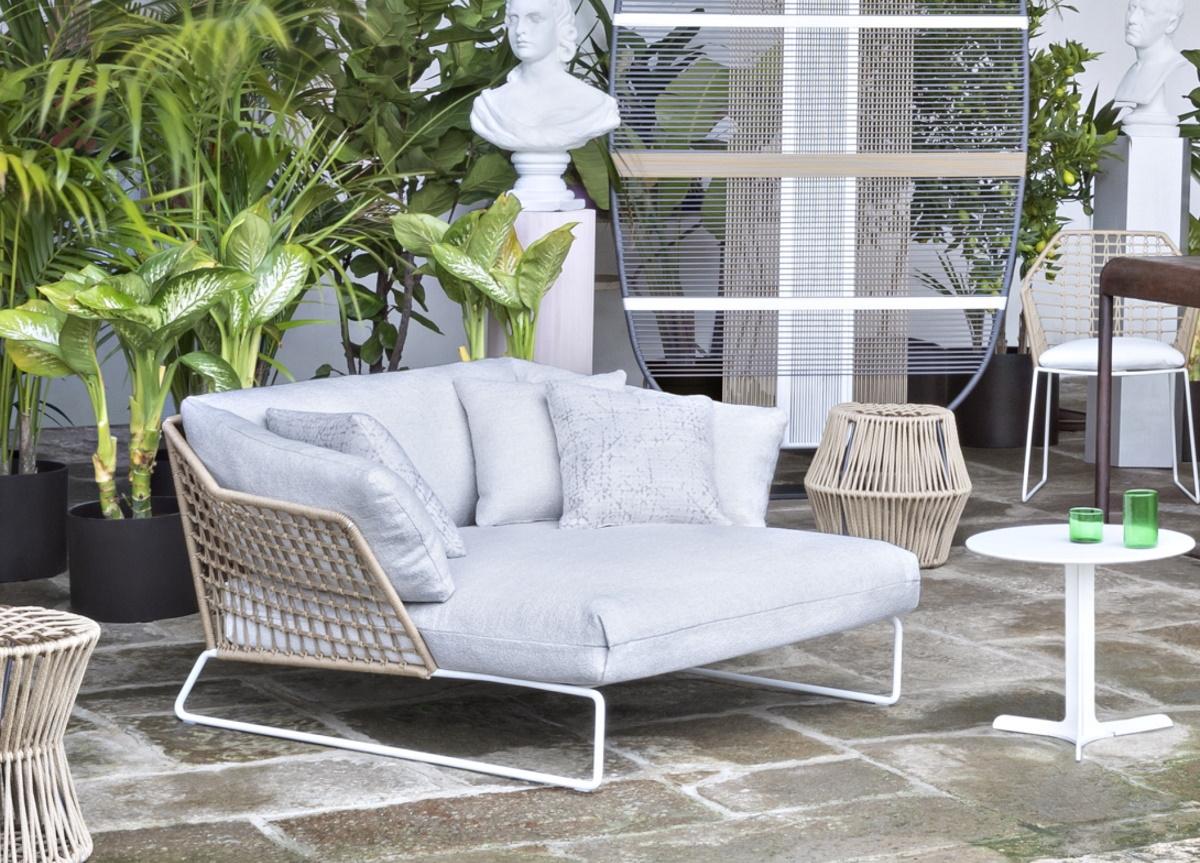 Saba New York Soleil Garden Lounge Armchair