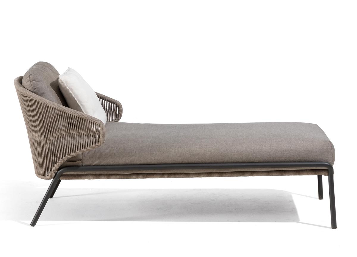 Manutti Radoc Sun Lounger/Chaise Longue