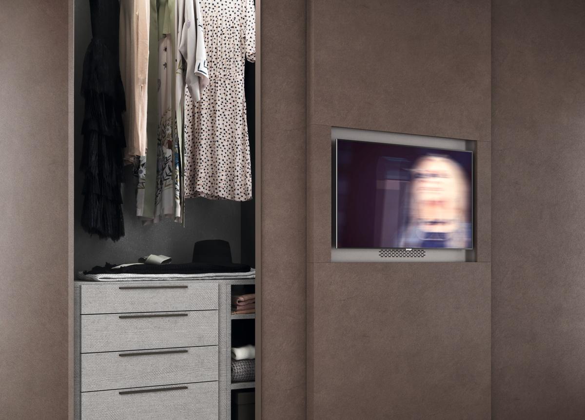 DaFre Television Sliding Door Wardrobe