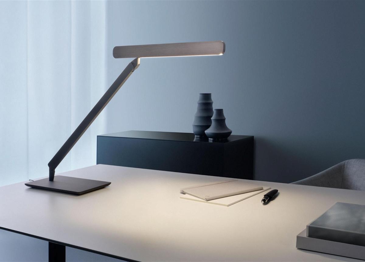 Occhio Taglio Tavolo Table Lamp