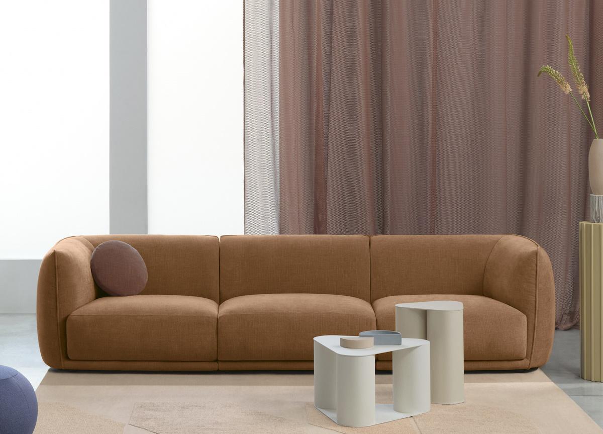 Saba Vela Piping Sofa