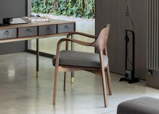 porada louis armchair