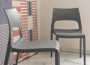 Bonaldo Idole Dining Chair